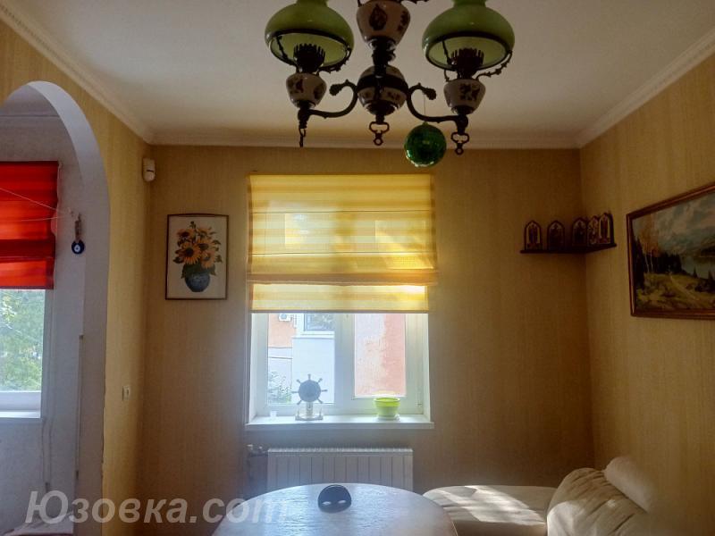 3-комн. квартира, 69 м², вторичка, 2/2 эт.