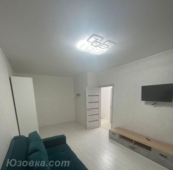 1-комн. квартира, 42м², с мебелью, 4/9 эт.
