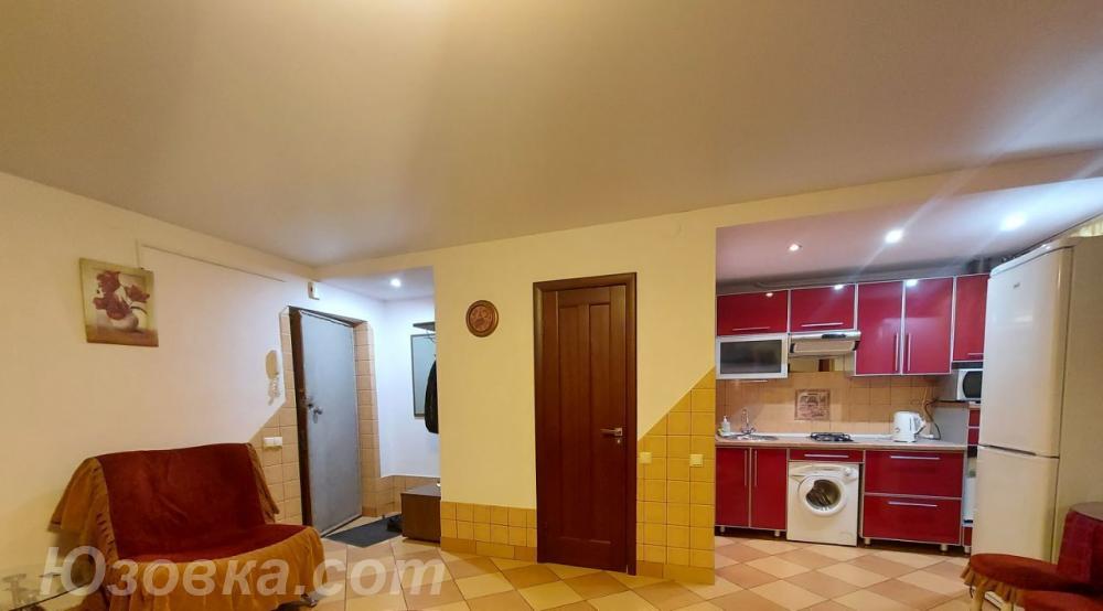 2-комн. квартира, 54м², с мебелью, 2/9 эт., ДОНЕЦК