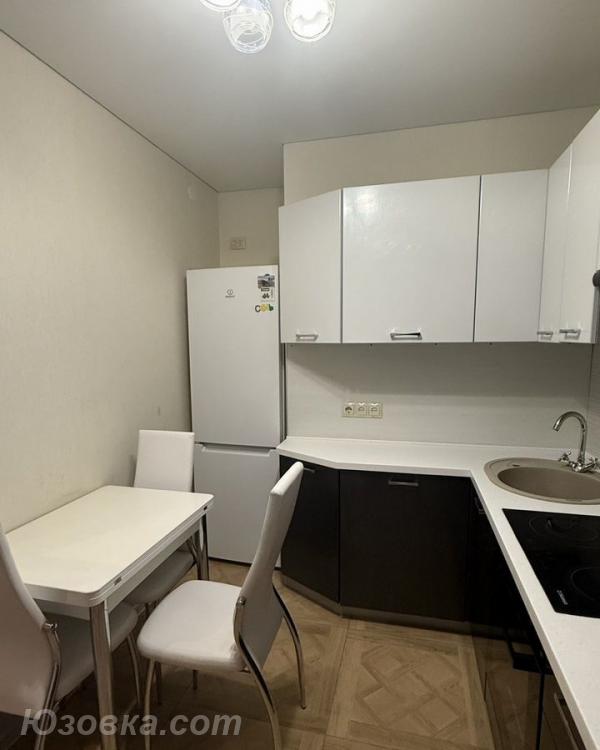 1-комн. квартира, 37м², с мебелью, 2/4 эт.