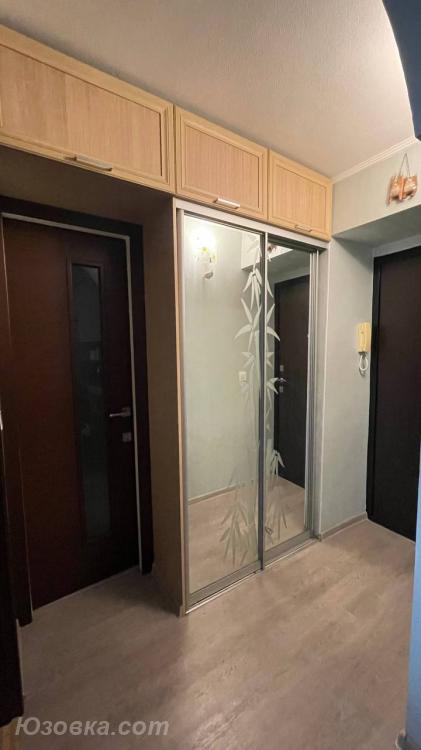 2-комн. квартира, 51м², с мебелью, 2/9 эт., ДОНЕЦК