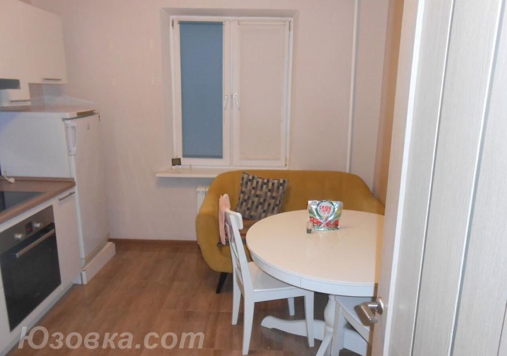 1-комн. квартира, 42м², с мебелью, 3/9 эт.