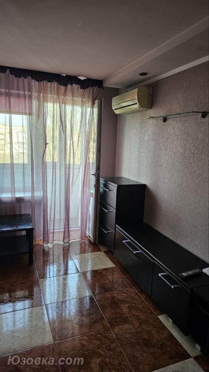 1-комн. квартира, 34м², с мебелью, 5/9 эт., ДОНЕЦК