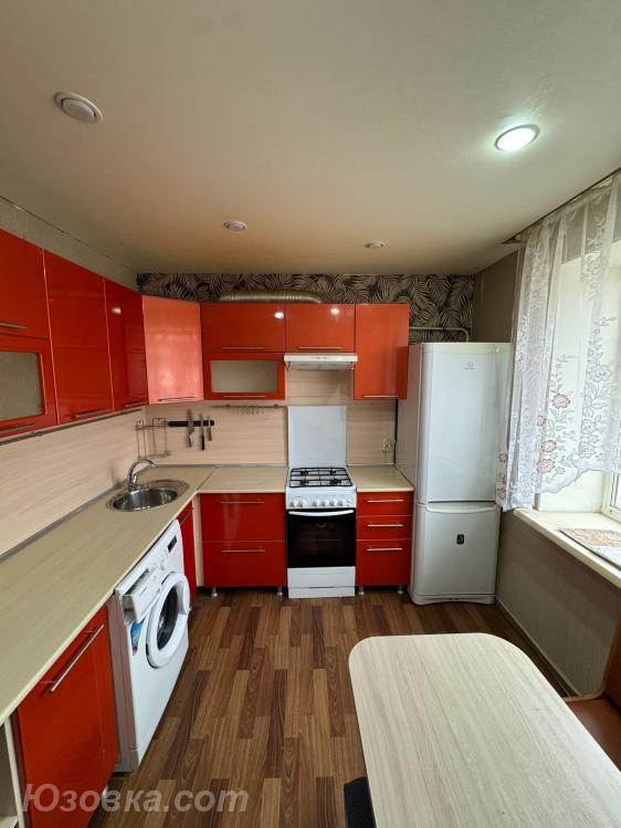 2-комн. квартира, 46м², с мебелью, 5/9 эт., ДОНЕЦК