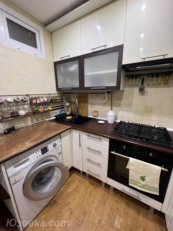 2-комн. квартира, 43м², с мебелью, 4/5 эт., ДОНЕЦК