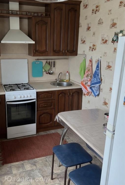 1-комн. квартира, 37м², с мебелью, 3/9 эт., ДОНЕЦК