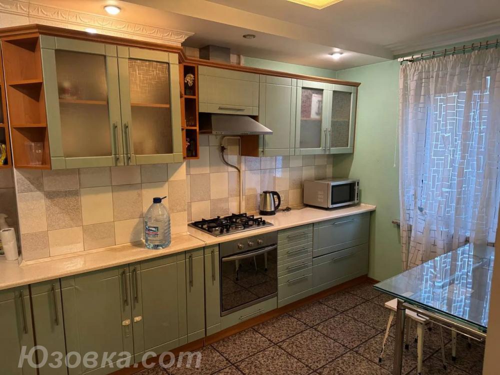 3-комн. квартира, 68м², с мебелью, 7/9 эт., Макеевка