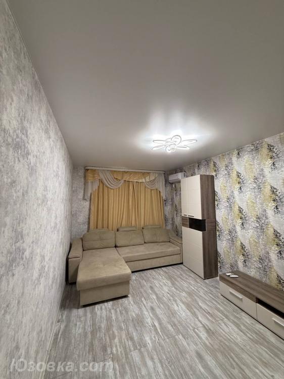 2-комн. квартира, 65м², с мебелью, 4/5 эт., ДОНЕЦК