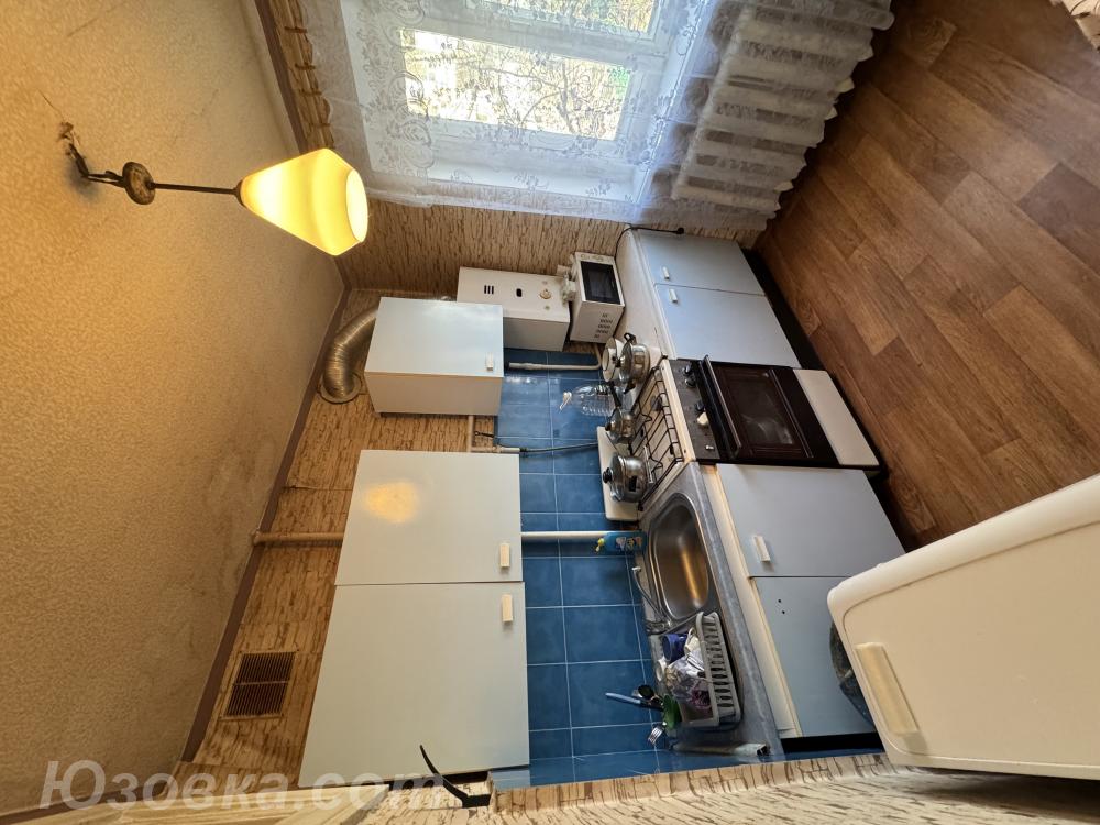 2-комн. квартира, 42м², с мебелью, 2/5 эт., ДОНЕЦК