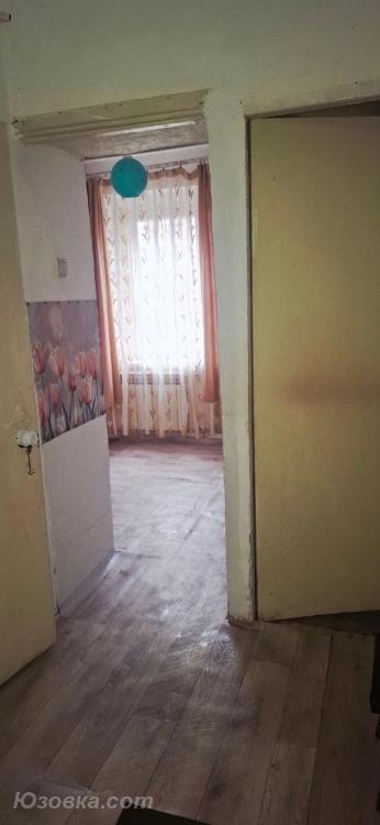 1-комн. квартира, 23 м², вторичка, 1/9 эт., Макеевка