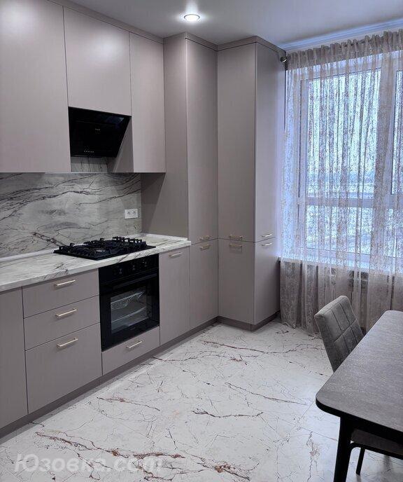 1-комн. квартира, 35м², с мебелью, 5/9 эт., ДОНЕЦК
