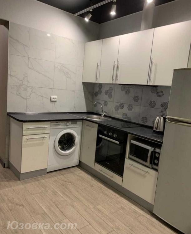1-комн. квартира, 43м², с мебелью, 2/10 эт., ДОНЕЦК