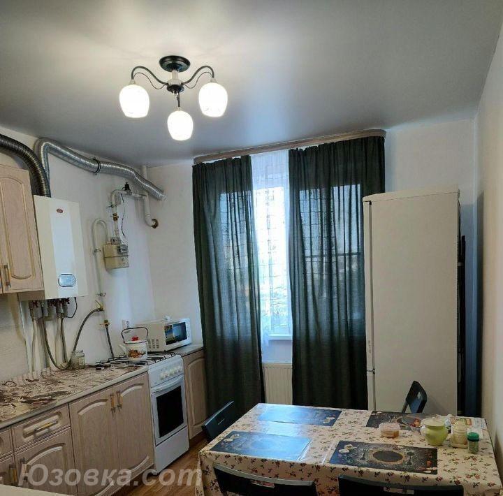 2-комн. квартира, 50м², с мебелью, 2/5 эт., ДОНЕЦК