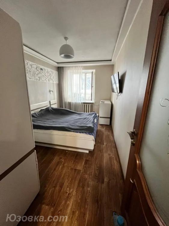 3-комн. квартира, 67м², с мебелью, 2/5 эт., ДОНЕЦК