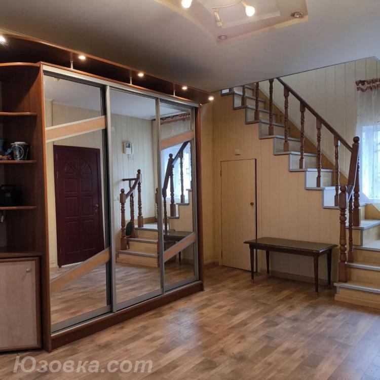 Дом , 231 м², на участке 6,0 сот., ДОНЕЦК