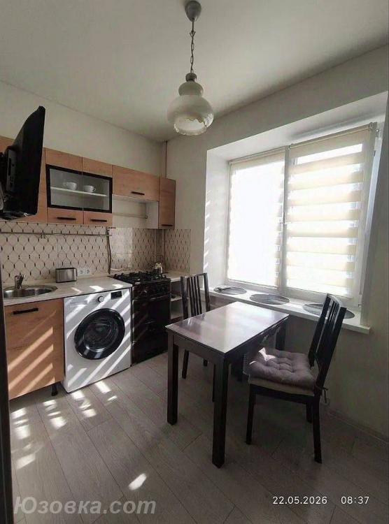 1-комн. квартира, 38м², с мебелью, 8/9 эт., ДОНЕЦК