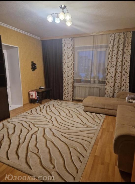 1-комн. квартира, 50м², с мебелью, 2/5 эт., ДОНЕЦК