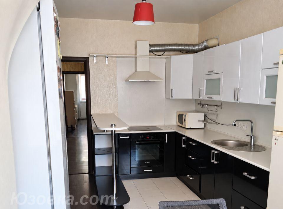 1-комн. квартира, 36м², с мебелью, 3/3 эт., ДОНЕЦК