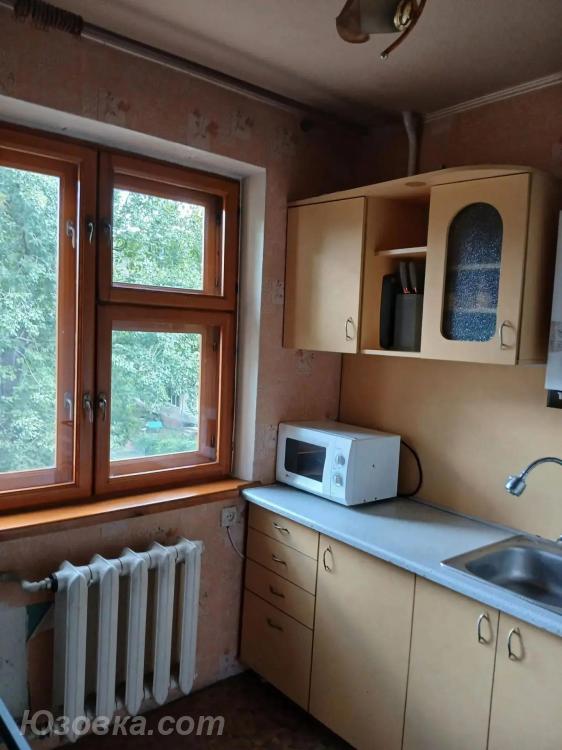 2-комн. квартира, 46 м², вторичка, 3/5 эт., ДОНЕЦК
