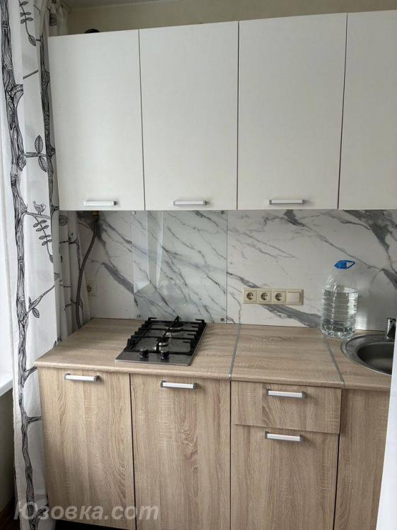 1-комн. квартира, 32м², с мебелью, 4/5 эт., ДОНЕЦК