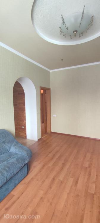 3-комн. квартира, 65 м², вторичка, 4/4 эт., Макеевка