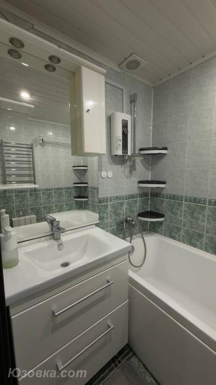 2-комн. квартира, 56м², с мебелью, 9/9 эт., ДОНЕЦК