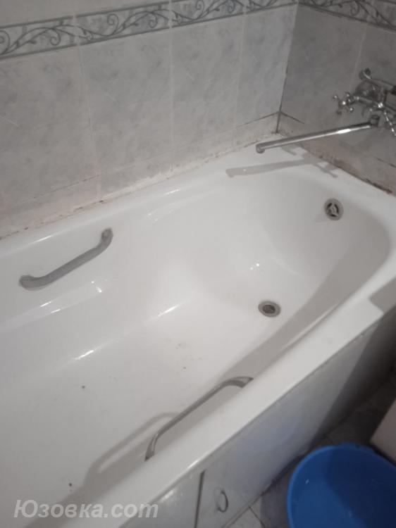 3-комн. квартира, 62 м², вторичка, 1/5 эт., ДОНЕЦК