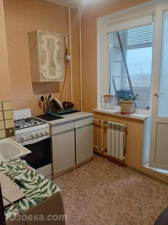 1-комн. квартира, 37м², с мебелью, 7/9 эт., ДОНЕЦК