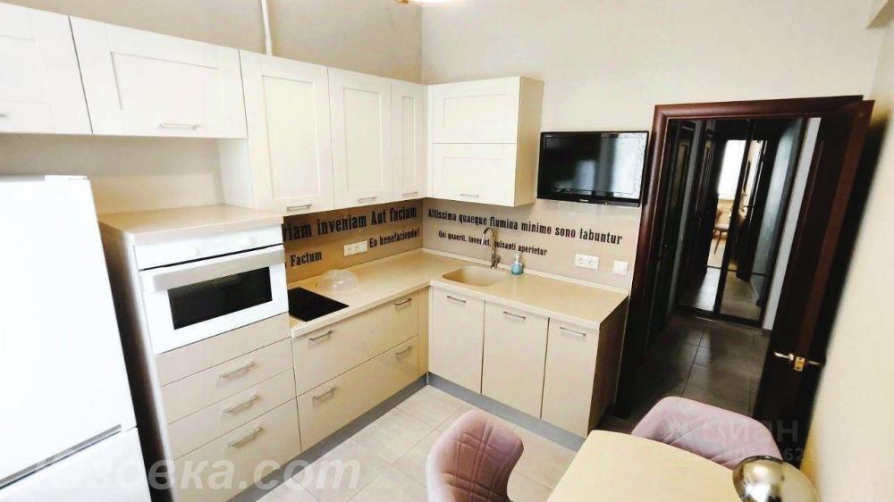2-комн. квартира, 65м², с мебелью, 5/5 эт., ДОНЕЦК