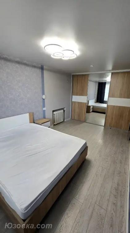 2-комн. квартира, 54м², с мебелью, 5/5 эт., ДОНЕЦК