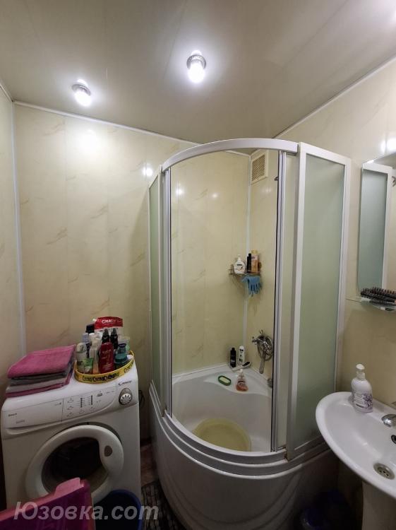 3-комн. квартира, 70 м², вторичка, 6/9 эт., ДОНЕЦК