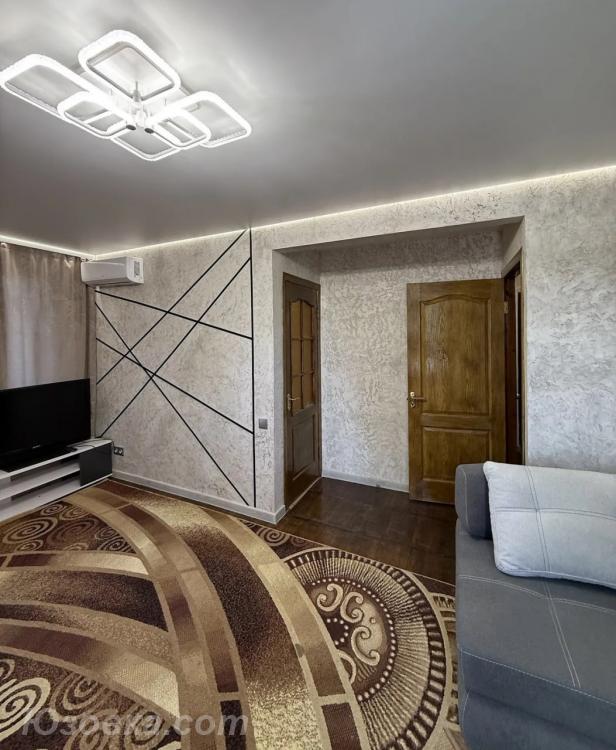 1-комн. квартира, 38м², с мебелью, 3/9 эт., ДОНЕЦК