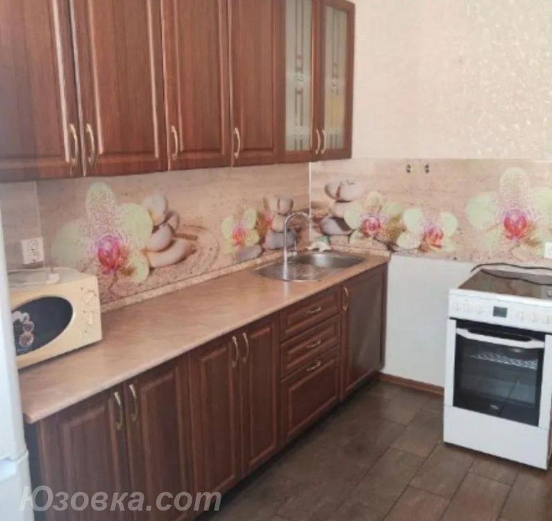 1-комн. квартира, 36м², с мебелью, 3/10 эт.
