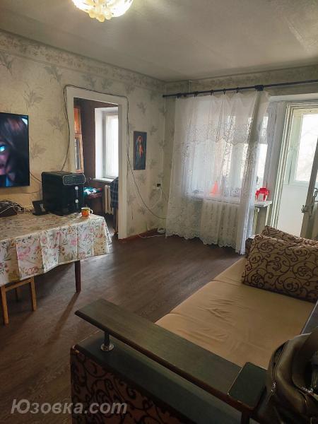 3-комн. квартира, 68 м², вторичка, 3/5 эт., ДОНЕЦК