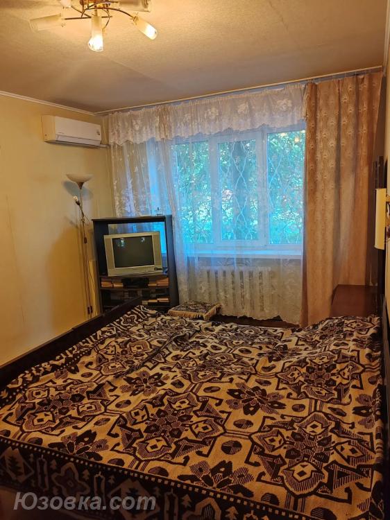3-комн. квартира, 60м², с мебелью, 1/5 эт., Макеевка