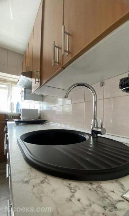 2-комн. квартира, 50м², с мебелью, 2/5 эт., ДОНЕЦК