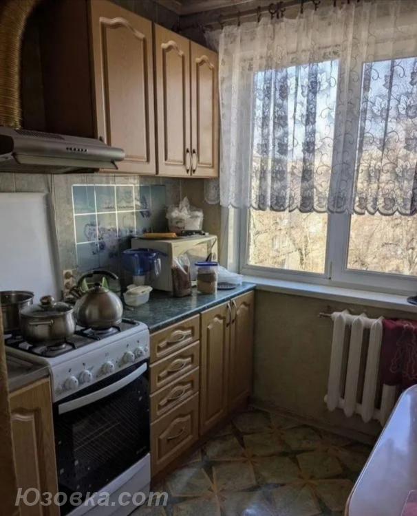 3-комн. квартира, 58 м², вторичка, 5/5 эт., ЛУГАНСК