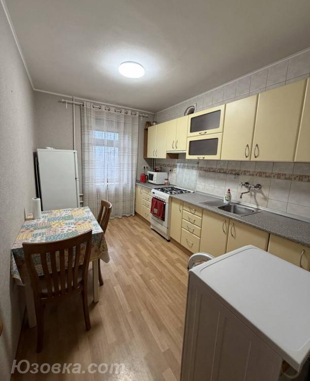 2-комн. квартира, 50м², с мебелью, 2/5 эт., ДОНЕЦК