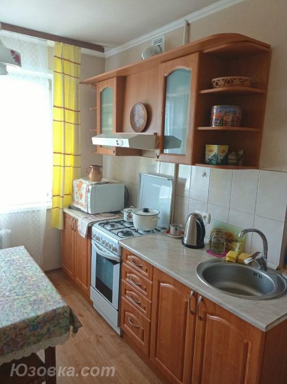 3-комн. квартира, 66 м², вторичка, 5/9 эт., ДОНЕЦК