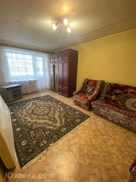 1-комн. квартира, 31м², с мебелью, 4/5 эт., ДОНЕЦК