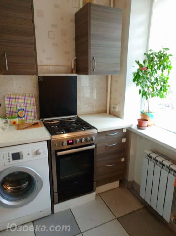 2-комн. квартира, 43м², с мебелью, 2/5 эт., ДОНЕЦК