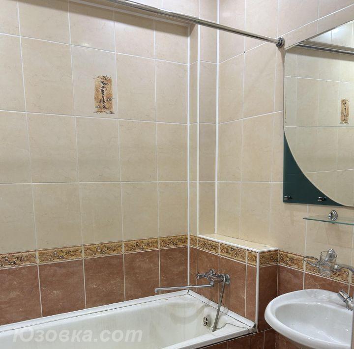 2-комн. квартира, 42м², с мебелью, 7/12 эт., ДОНЕЦК
