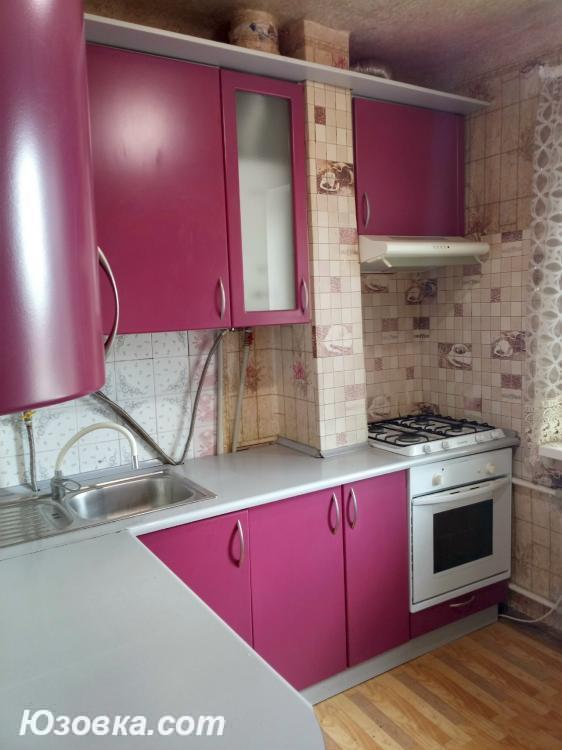 2-комн. квартира, 46 м², вторичка, 3/4 эт., ДОНЕЦК