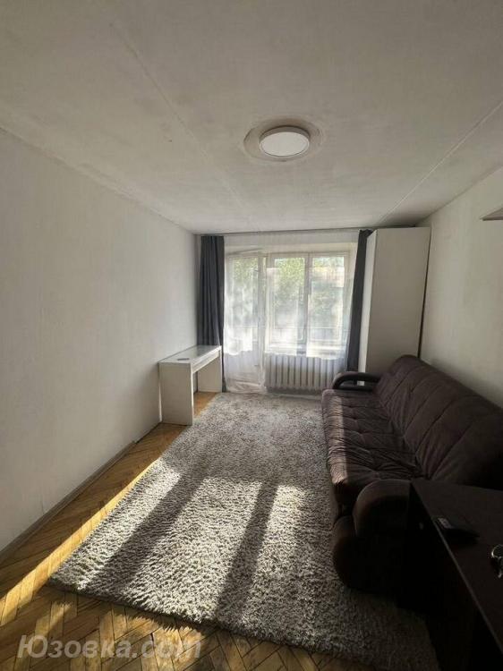 2-комн. квартира, 42м², с мебелью, 2/5 эт., ДОНЕЦК