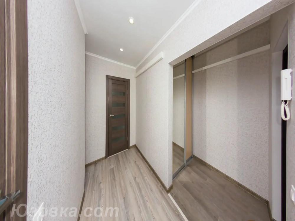 1-комн. квартира, 42м², с мебелью, 4/5 эт., ДОНЕЦК