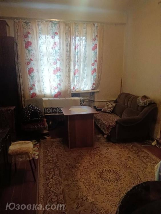 2-комн. квартира, 46 м², вторичка, 1/3 эт.