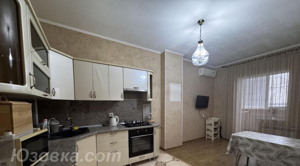 2-комн. квартира, 46м², с мебелью, 4/5 эт., ДОНЕЦК