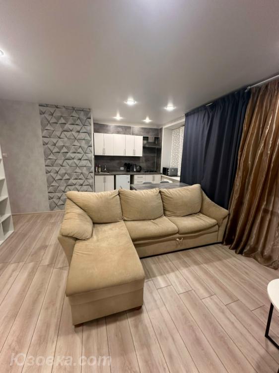 2-комн. квартира, 48м², с мебелью, 2/9 эт., ДОНЕЦК