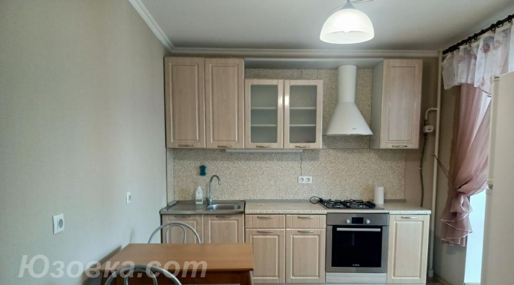 2-комн. квартира, 45м², с мебелью, 2/5 эт., ДОНЕЦК