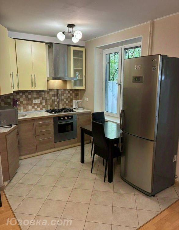 1-комн. квартира, 40м², с мебелью, 1/5 эт., ДОНЕЦК